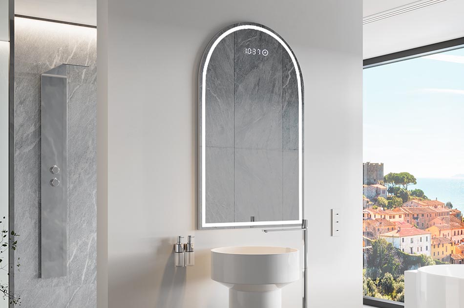 Nepravilno ogledalo z nežno ambientalno osvetlitvijo za eleganten interier | ARTFORMA