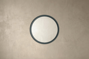 Ogledala v lakiranem okvirju