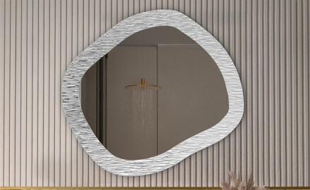 Ogledala v kamnitem okvirju