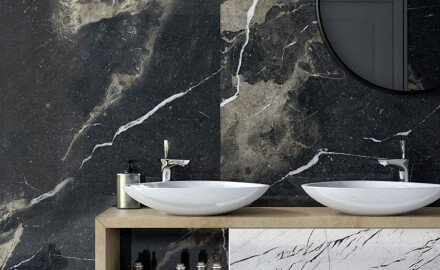 Velikoformatna keramična ploščica 120 x 270 cm, črna mat z zlatimi žilami, rektificirana A4H196 Pierre Black