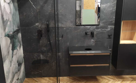 Glazirani keramični ploščici za tla 60 x 120 cm, črni mat, rektificirani A4H85 Iroc Black