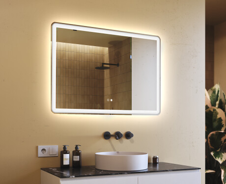 Oblikovalsko osvetljeno LED ogledalo za kopalnico 100x70 cm z dvojno barvo, stikalom na dotik, odstranjevalcem prahu, Bluetooth zvočnikom - L141